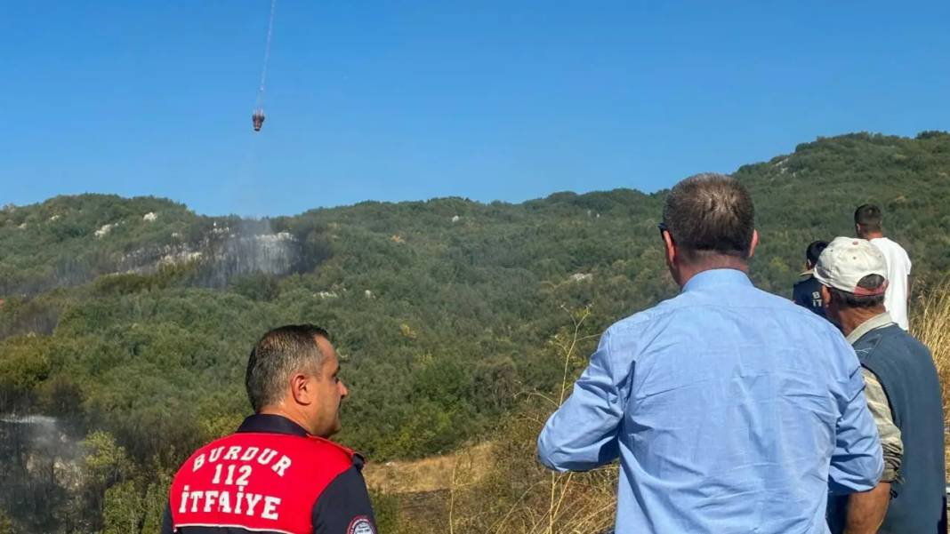 Burdur’da Alevler Kısa Sürede Durduruldu! Ekipler Zamanla Yarıştı 3